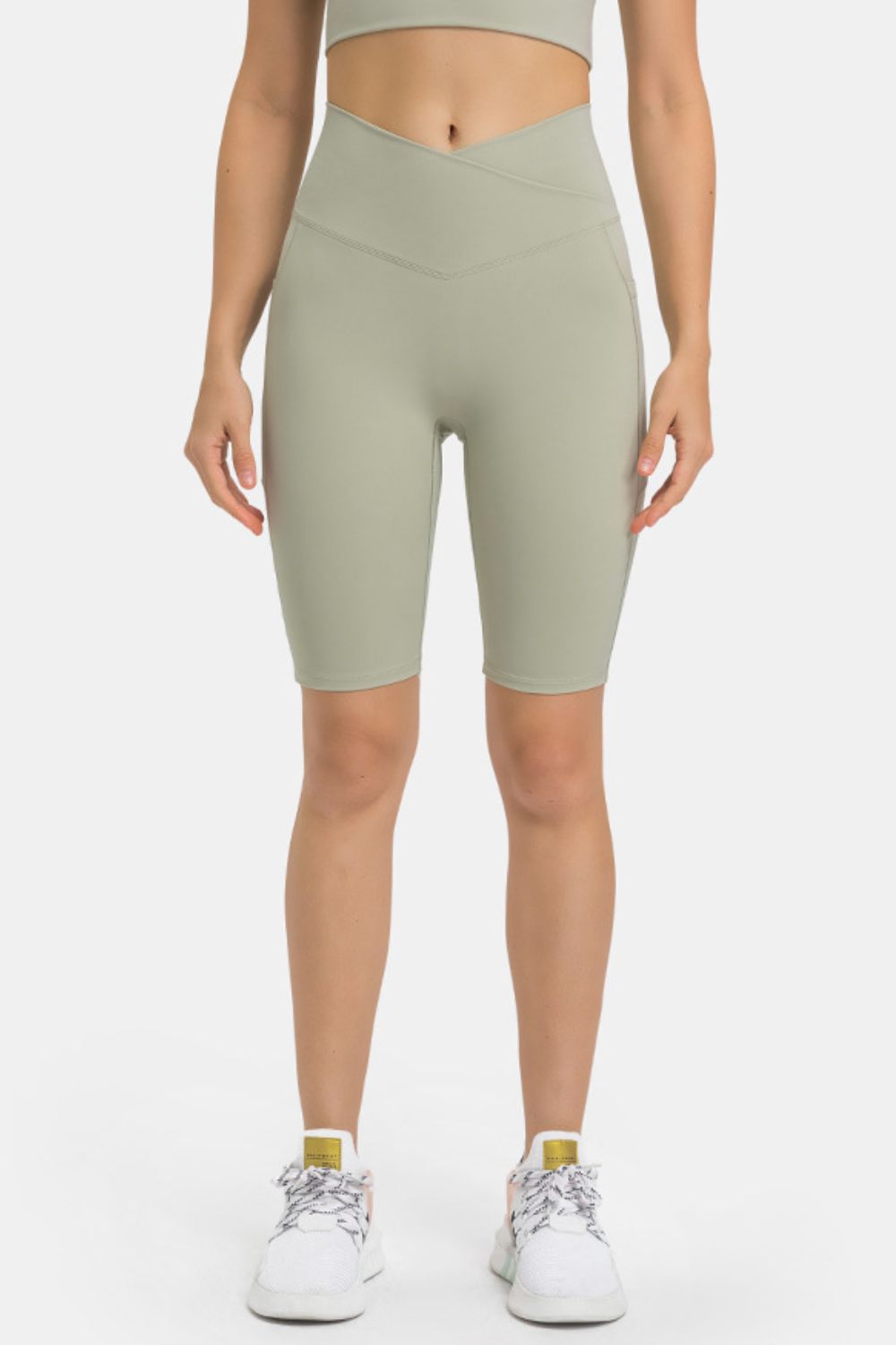 Bikershorts mit hoher Taille und Taschen