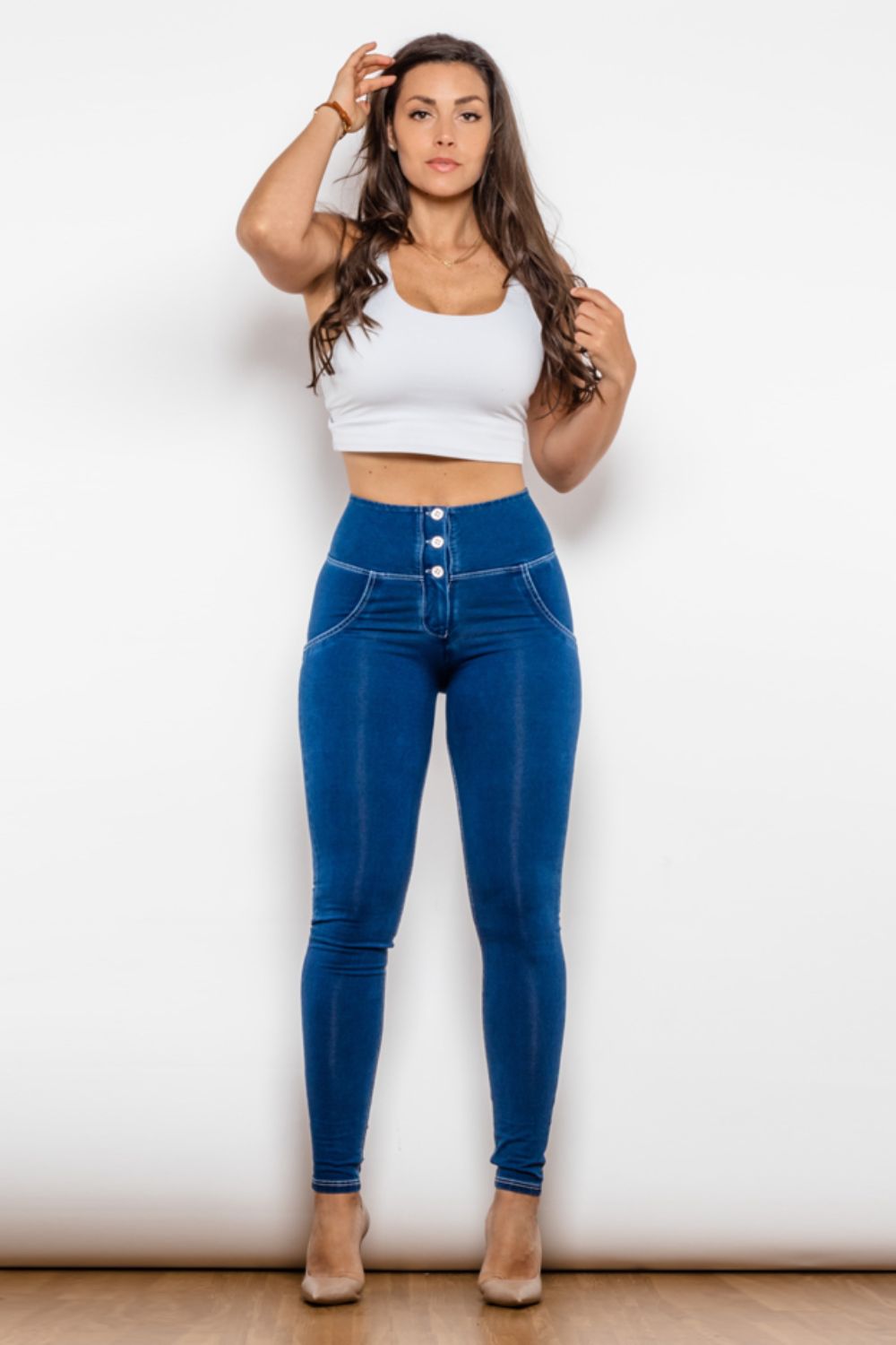 Jean long skinny taille haute boutonné