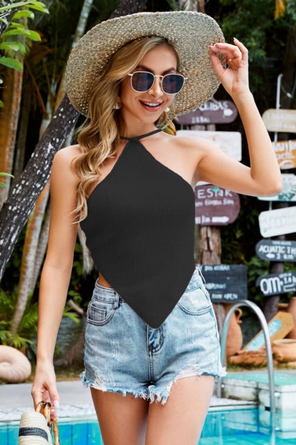 Haut en tricot à ourlet pointu et dos nu noué
