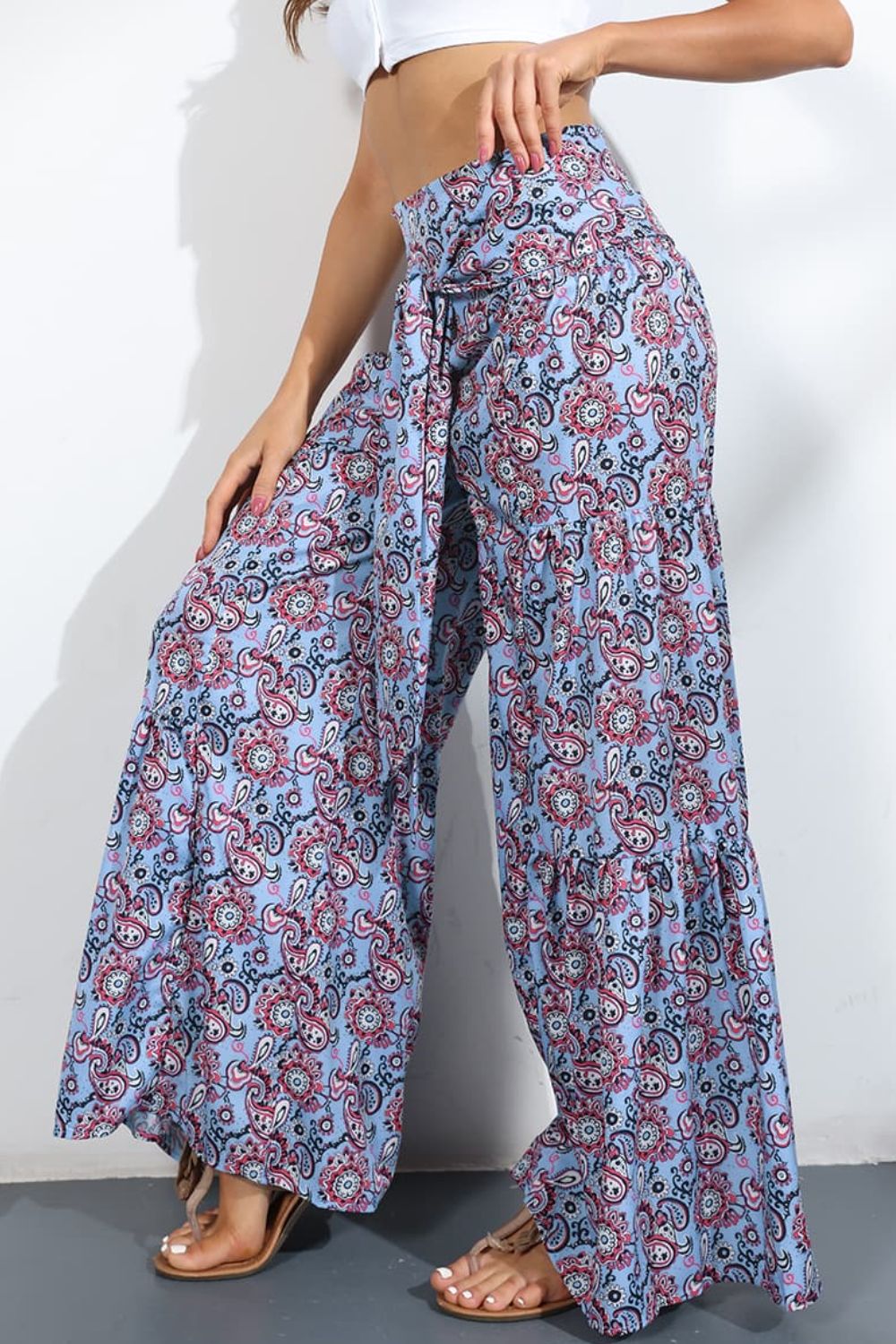 Culotte taille haute nouée imprimée