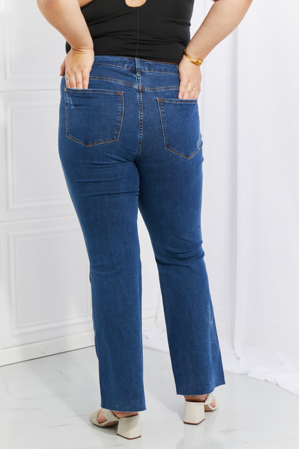 Judy Blue Ava - Jean taille haute effet évasé gainant le ventre