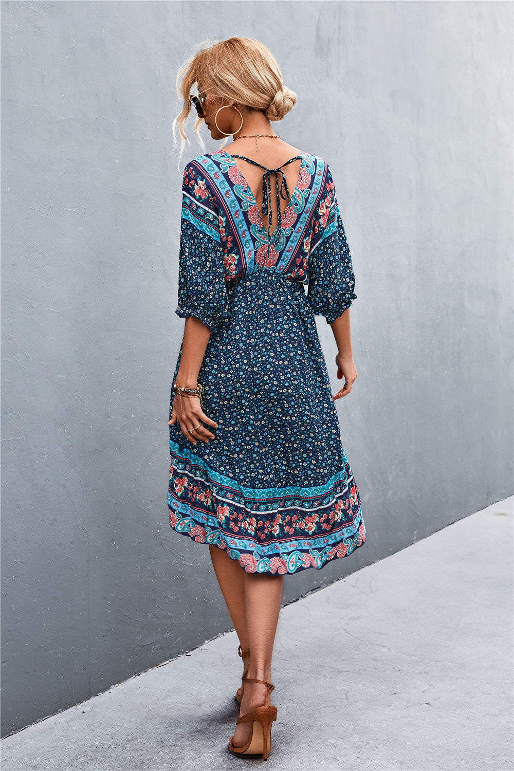Robe bohème imprimée à col en V