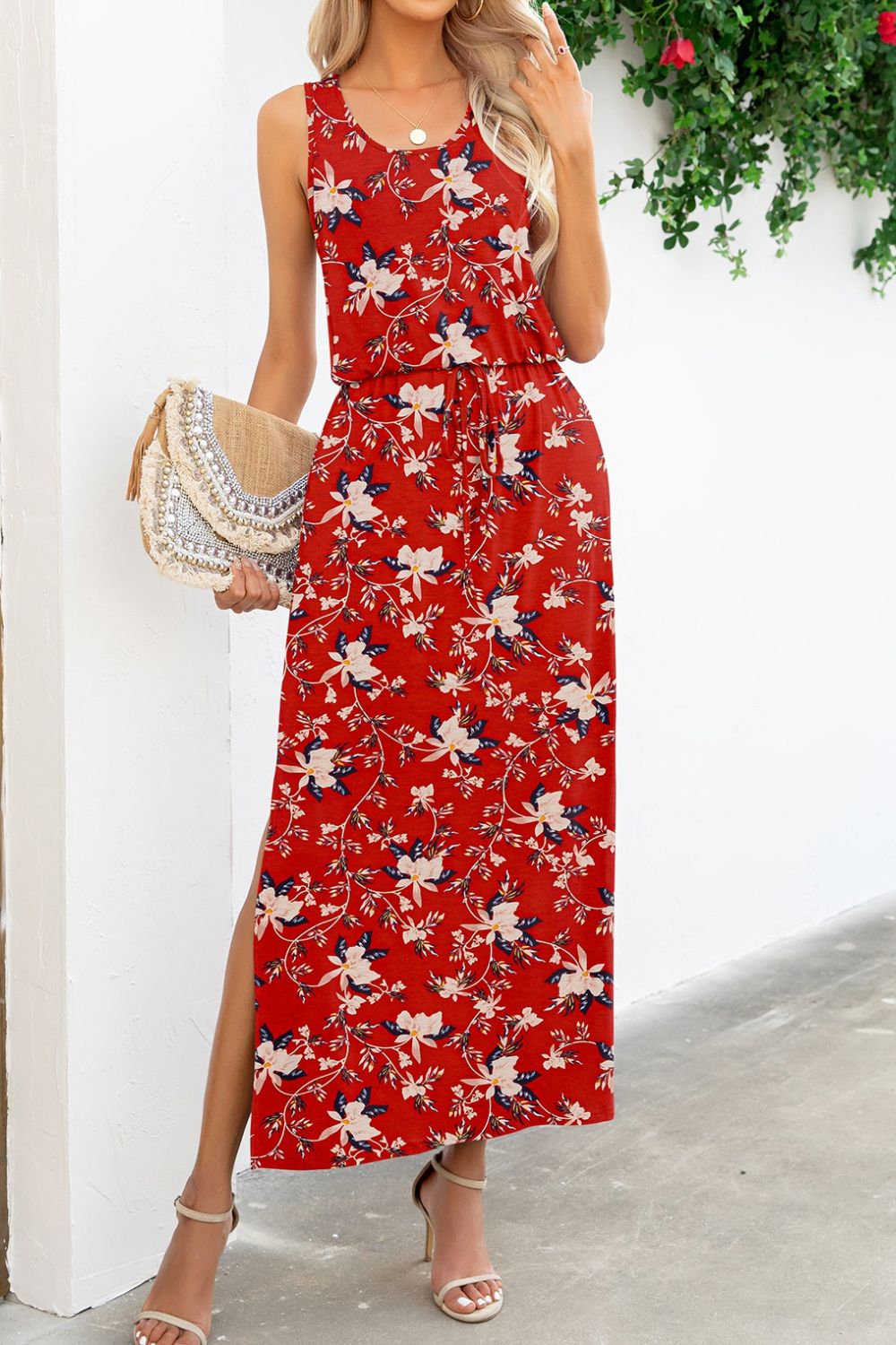 Robe imprimée sans manches à col rond et fente