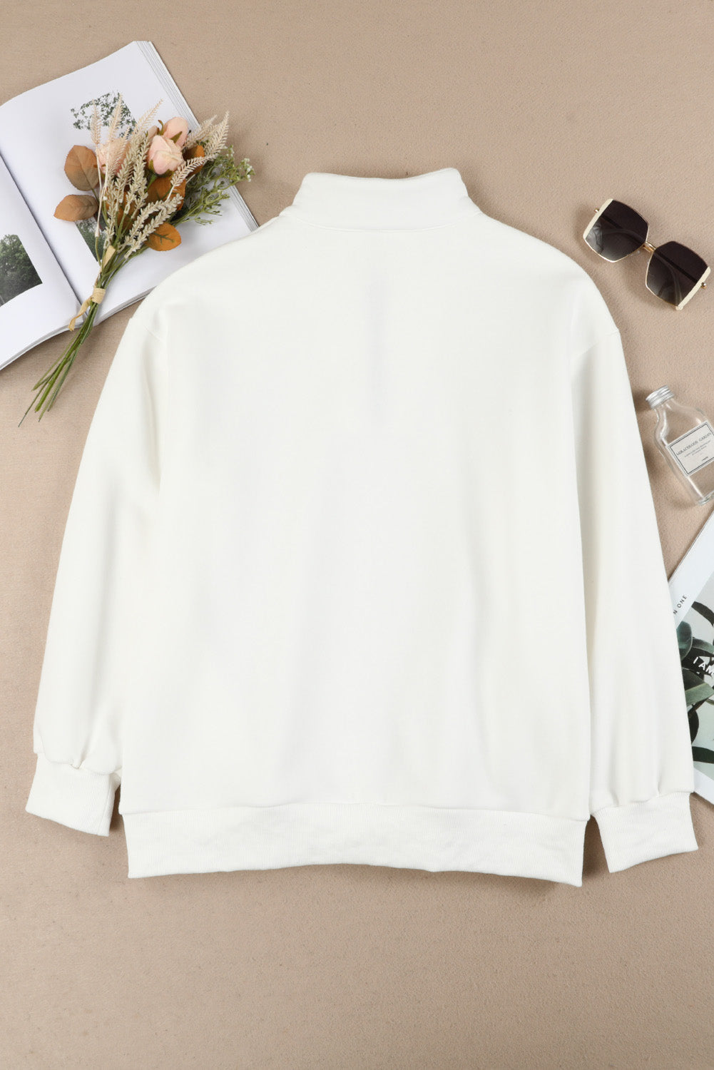 Sweatshirt mit Viertelreißverschluss und überschnittenen Schultern