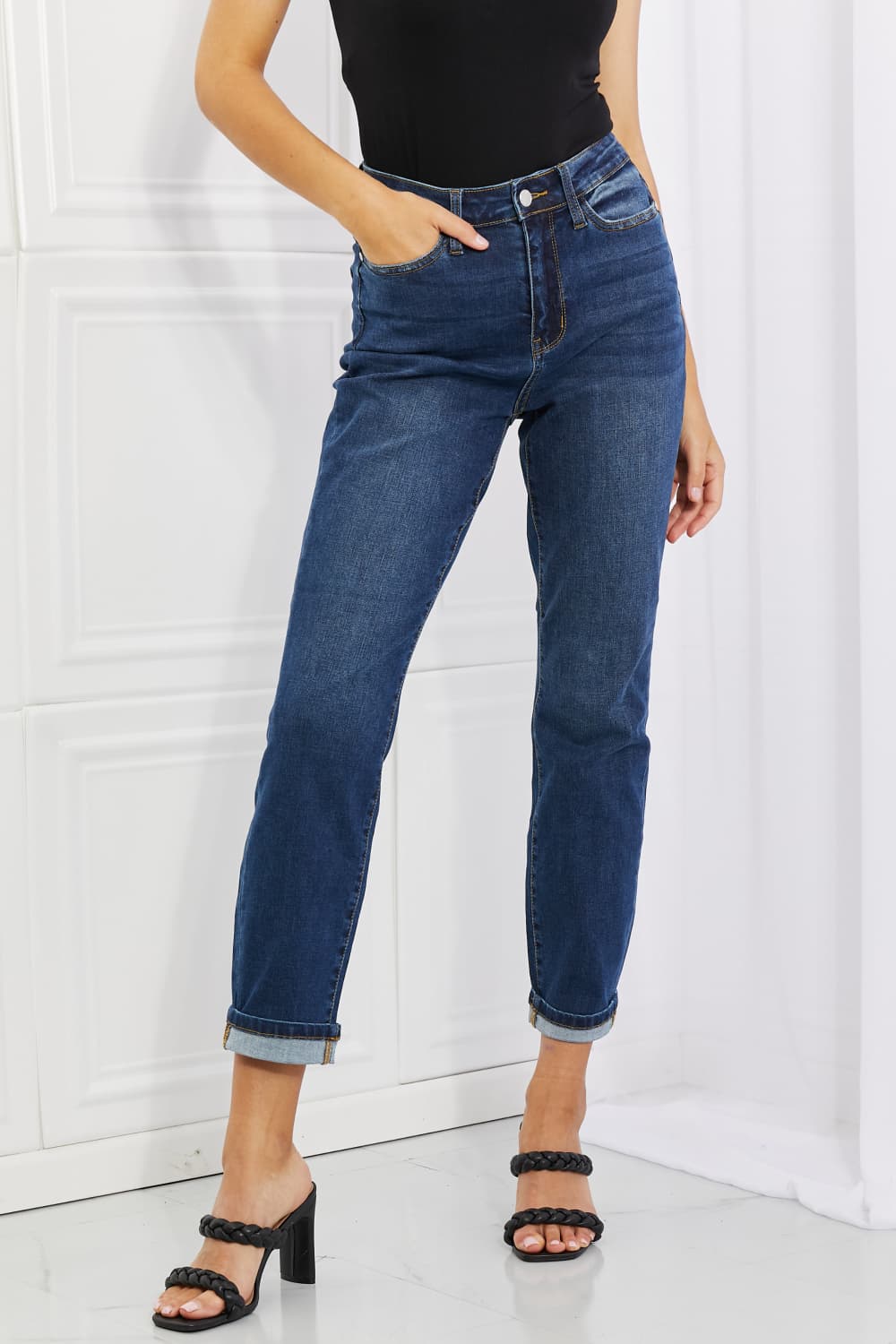 Jean boyfriend taille haute Judy Blue Crystal pleine grandeur