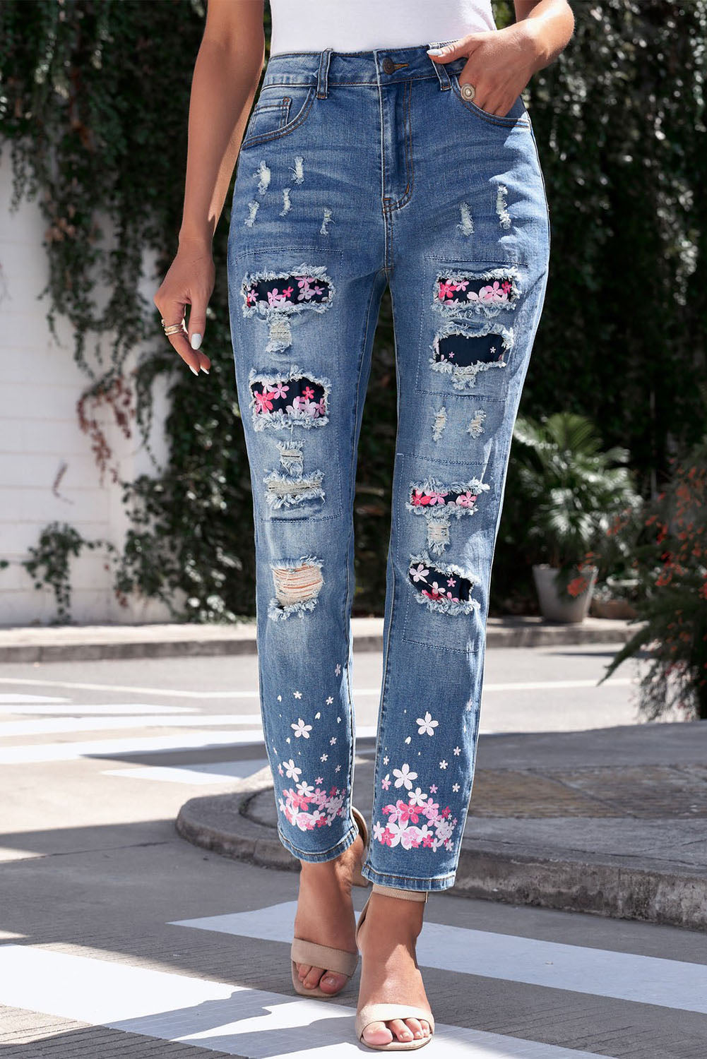 Jean boyfriend vieilli avec patch imprimé