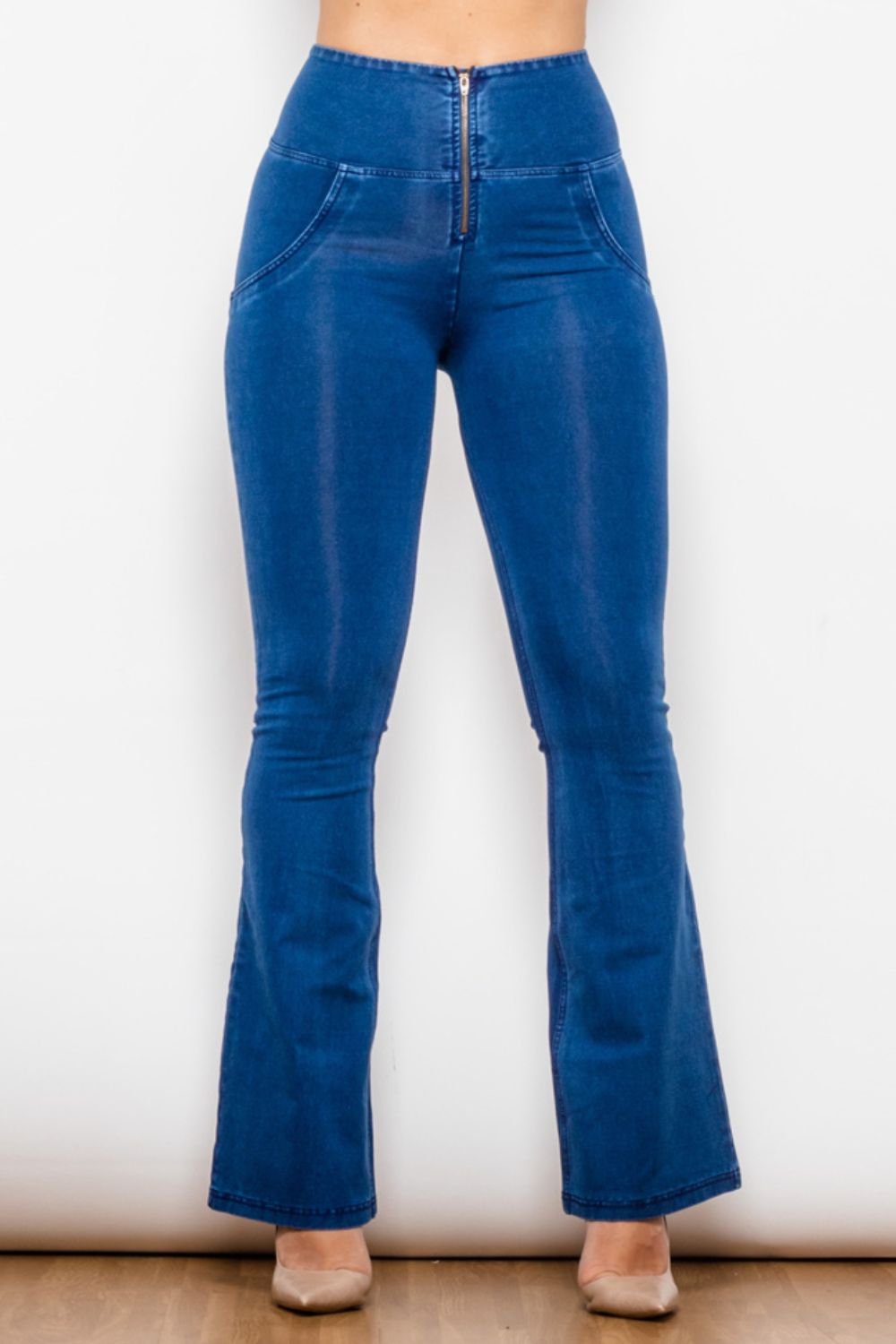 Jean long évasé taille haute avec fermeture éclair