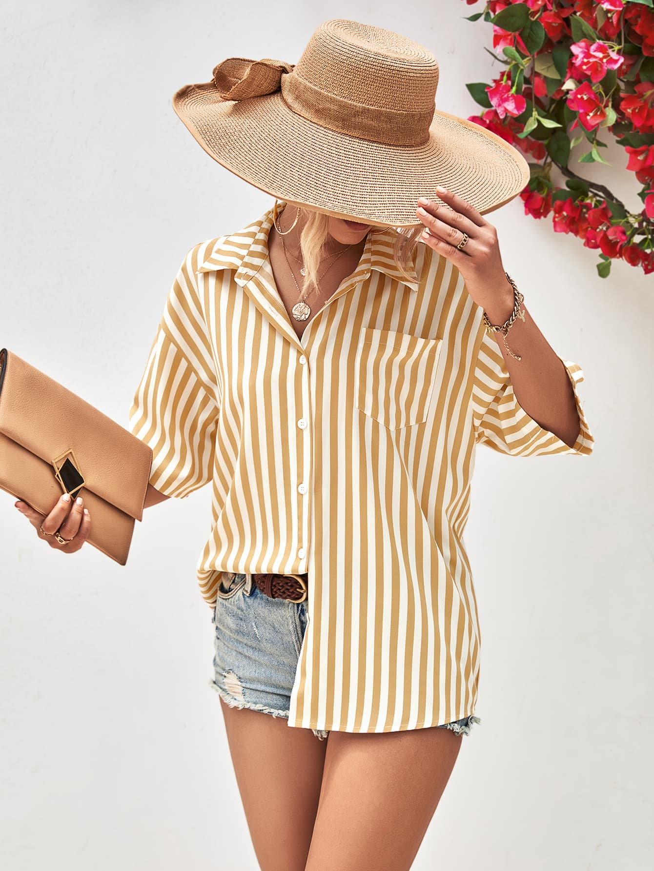 Chemise rayée à manches mi-longues et épaules tombantes