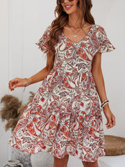 Robe imprimée à volants et col en V