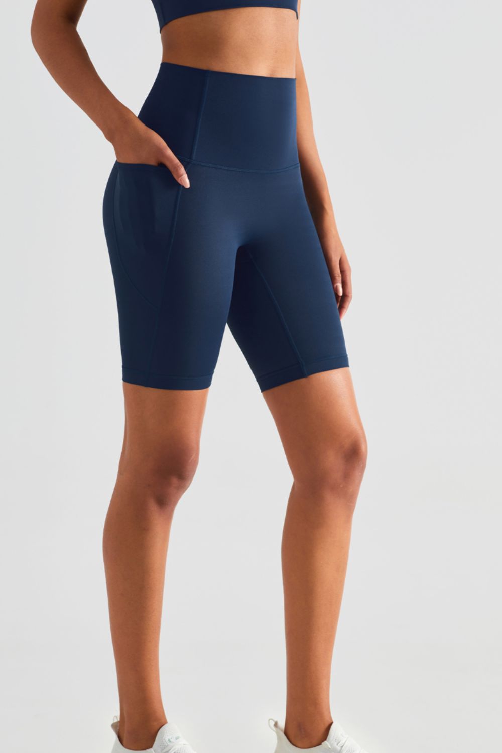 Bikershorts mit hoher Taille, weiter Taille und Taschen