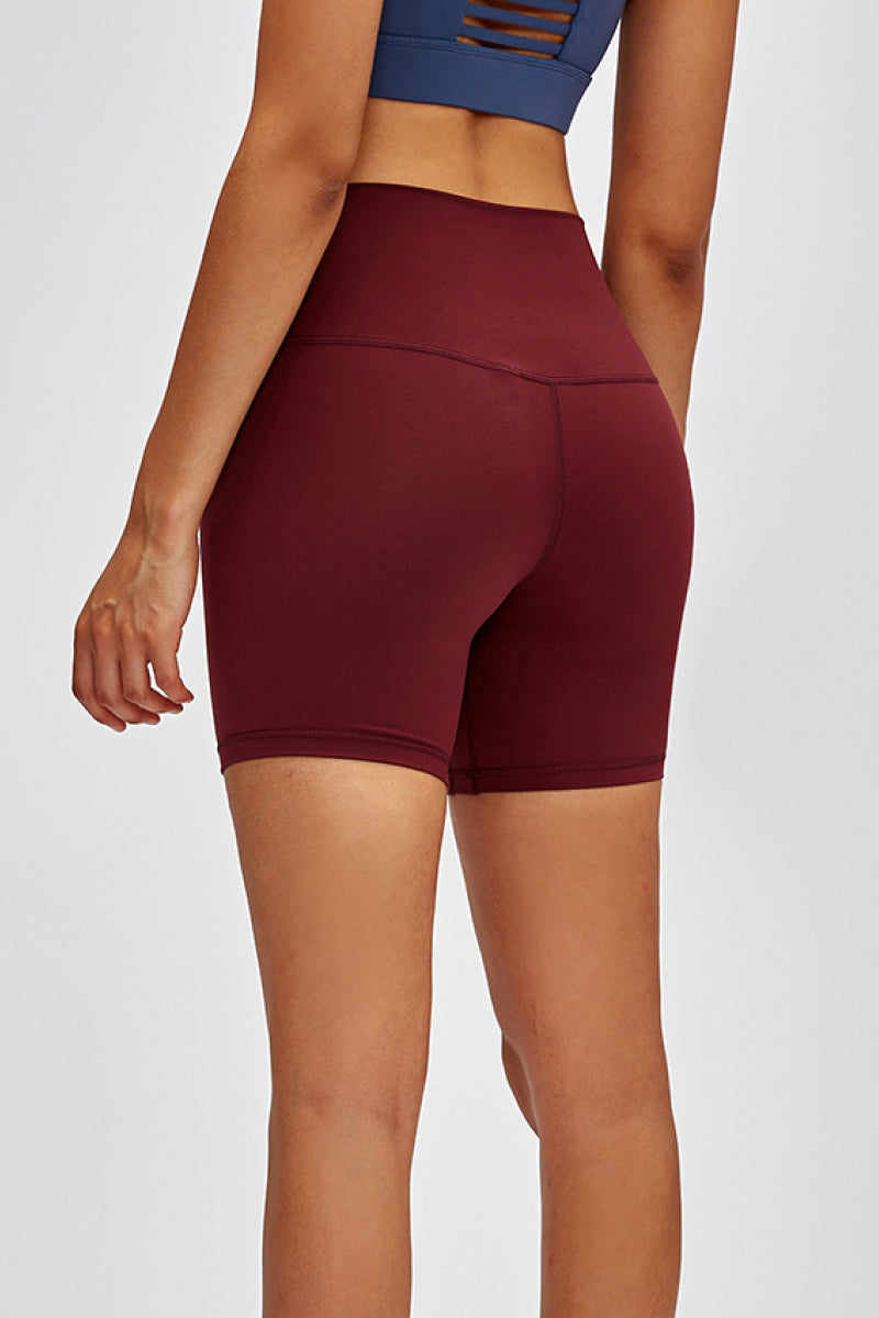 Trainingsshorts mit hoher Taille