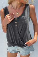 Tanktop mit U-Ausschnitt und dekorativem Knopf