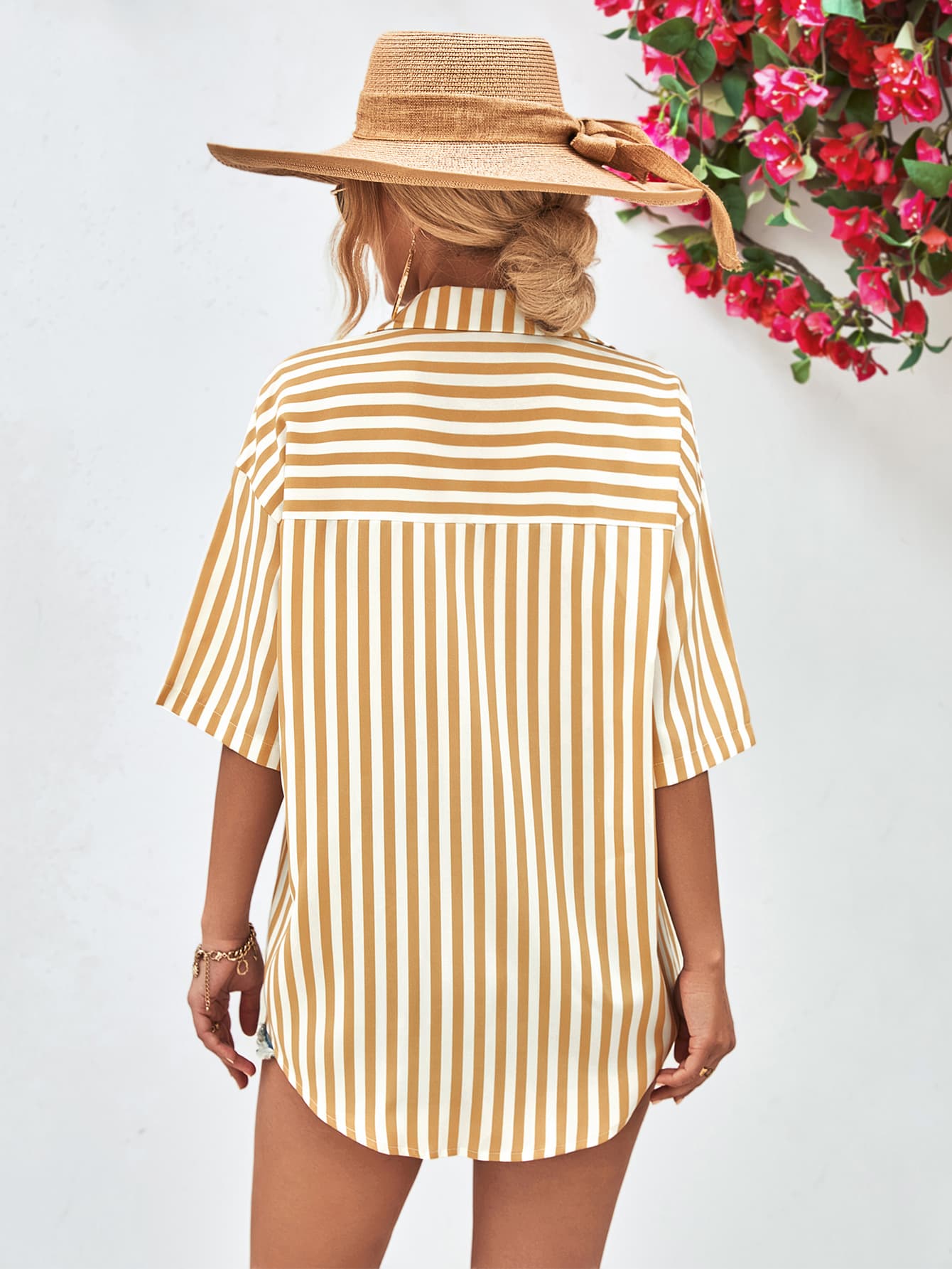 Chemise rayée à manches mi-longues et épaules tombantes