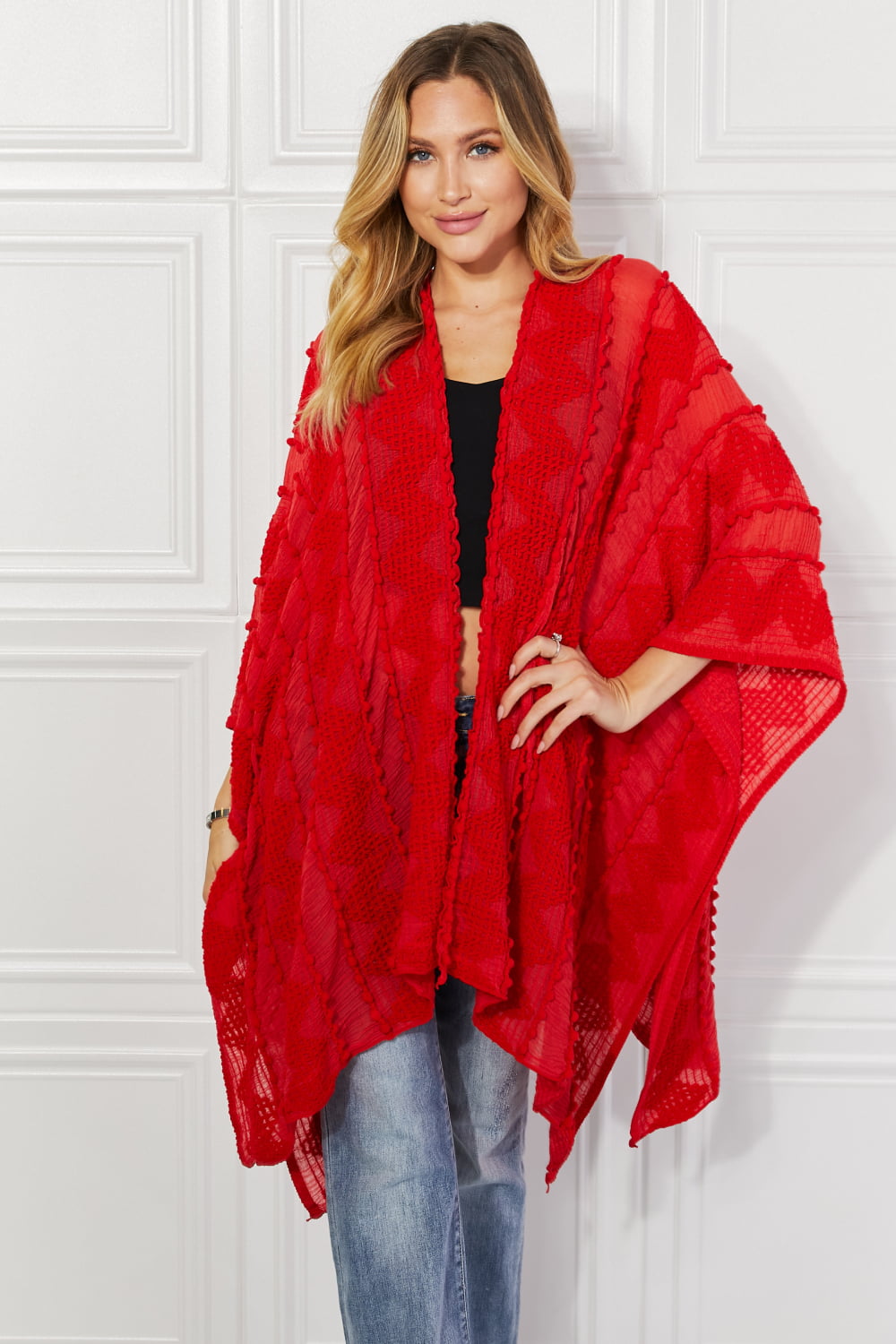 Justin Taylor – Asymmetrischer Poncho-Cardigan mit Pom-Poms in Rot