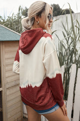 Hoodie mit Batik-Farbblock und Kordelzug