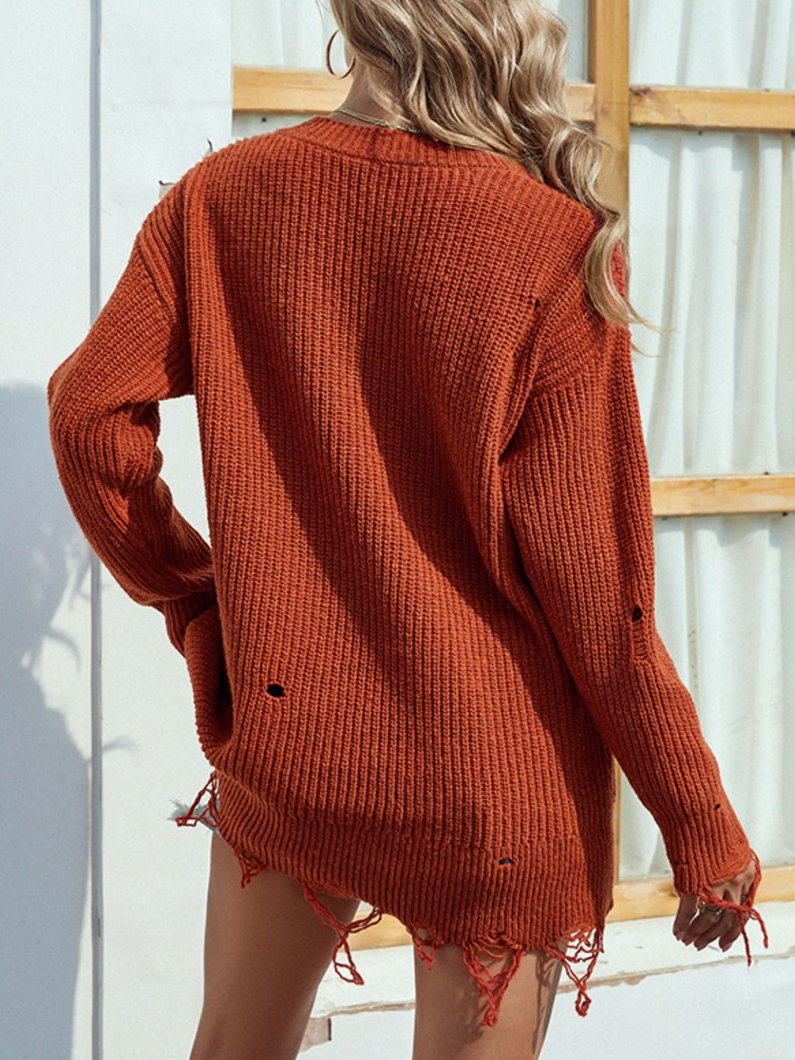 Rippstrickpullover mit V-Ausschnitt im Used-Look