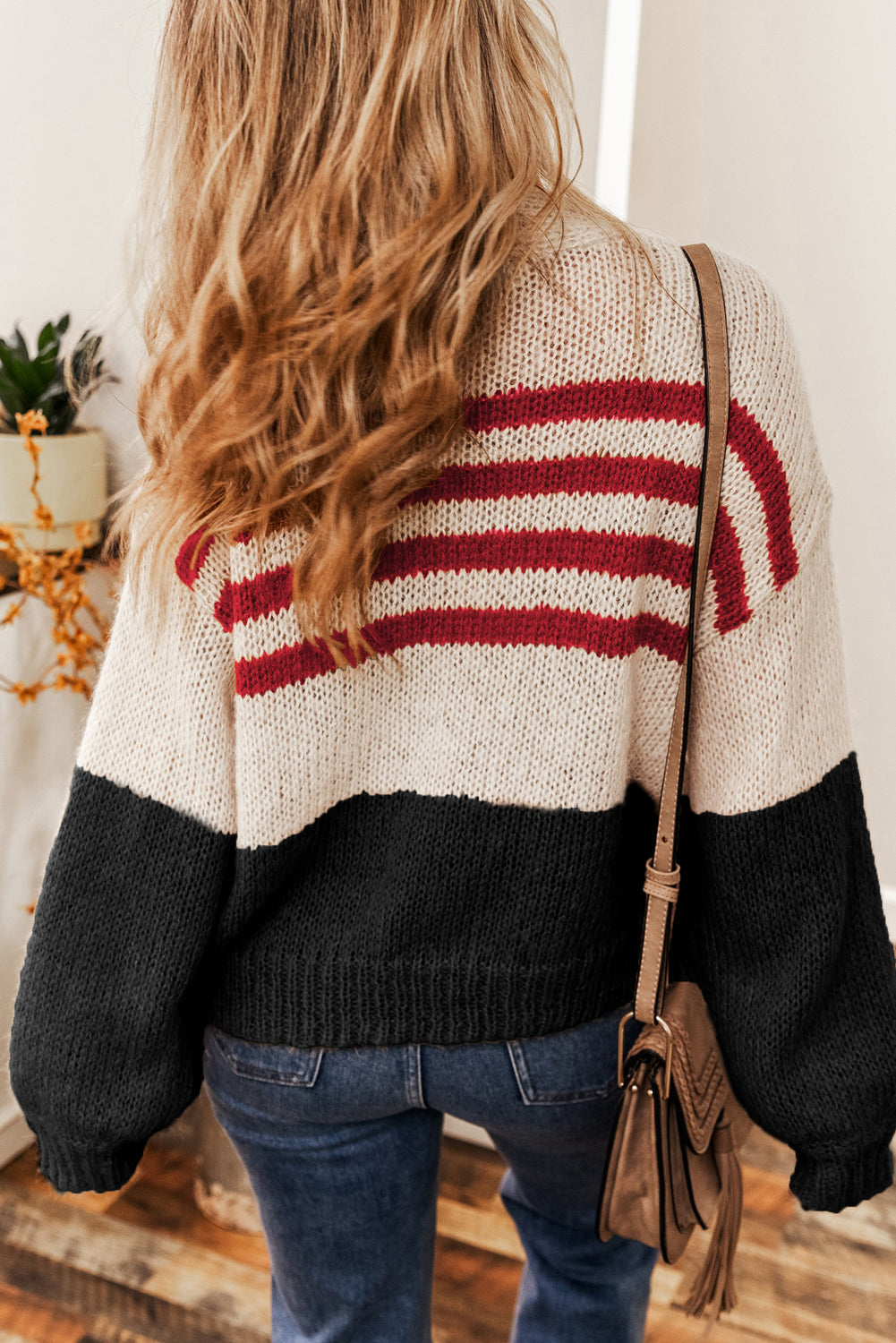 Kamelfarbener Cardigan mit Farbblock-Streifen und offener Vorderseite