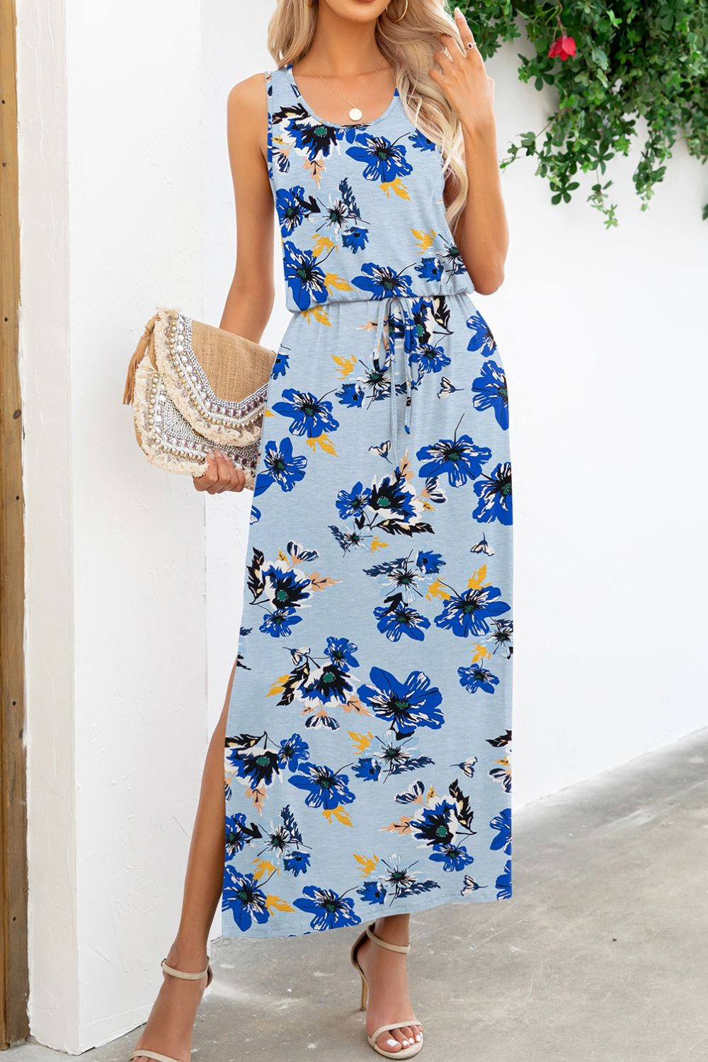 Robe imprimée sans manches à col rond et fente