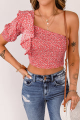 Haut smocké asymétrique à volants et à fleurs