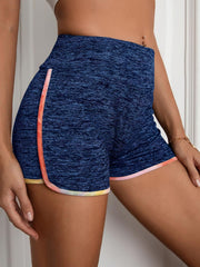 Melierte Shorts mit weiter Taille