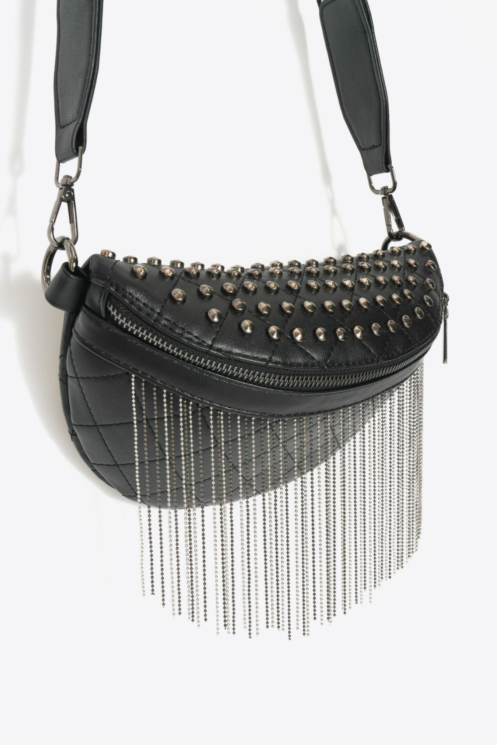 Schultertasche aus PU-Leder mit Nieten und Fransen