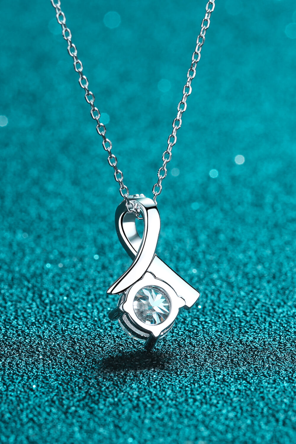 Unique Chic Moissanite Pendant Necklace