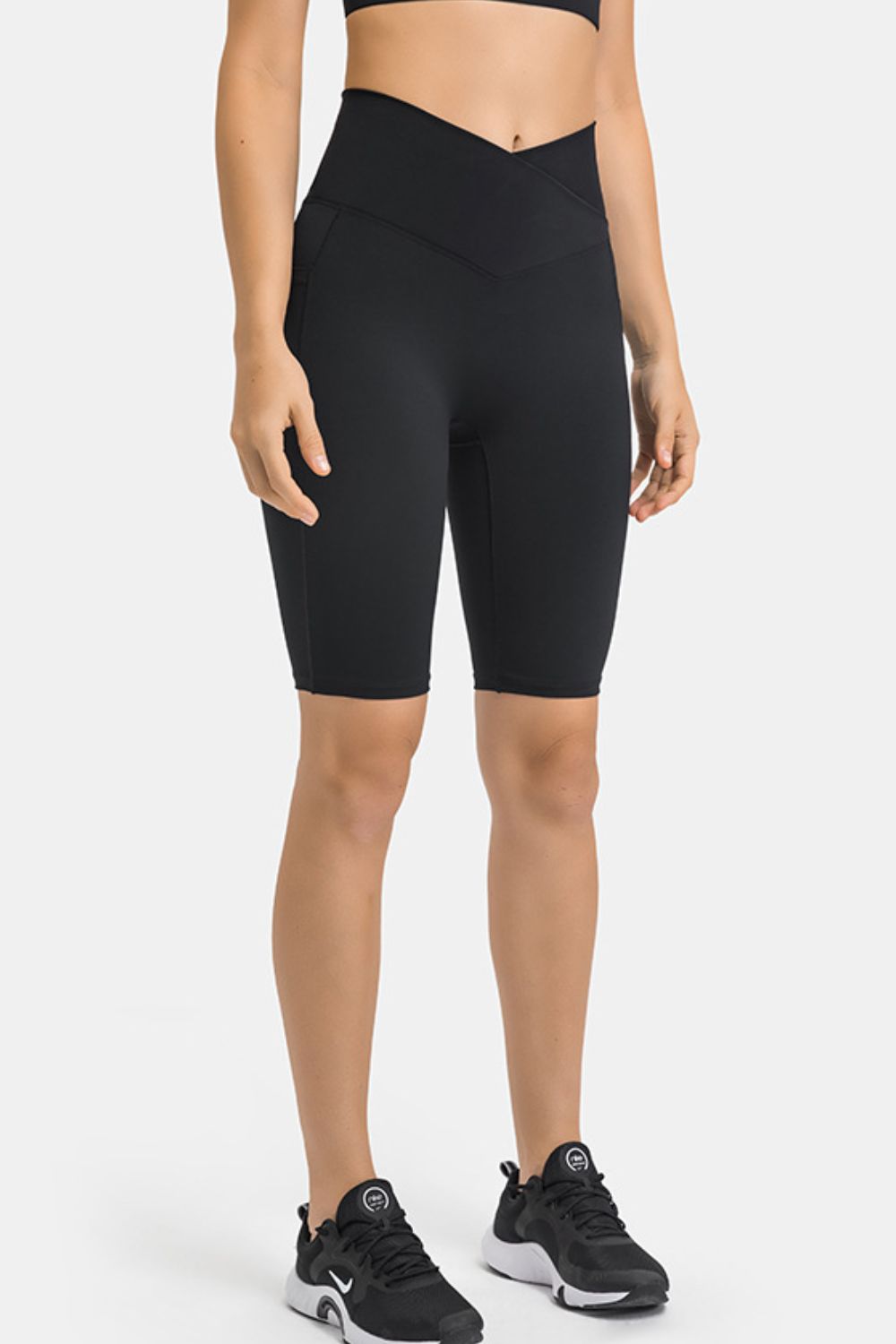 Bikershorts mit hoher Taille und Taschen