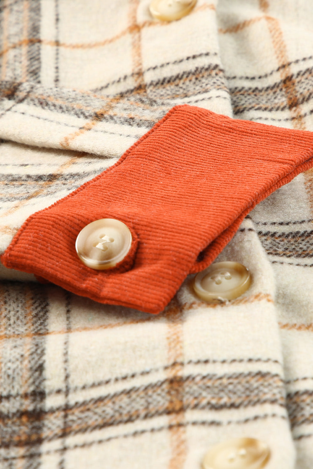 Cord-Shacket mit Karomuster und Kontrast