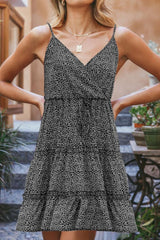 Robe à fines bretelles et imprimé floral