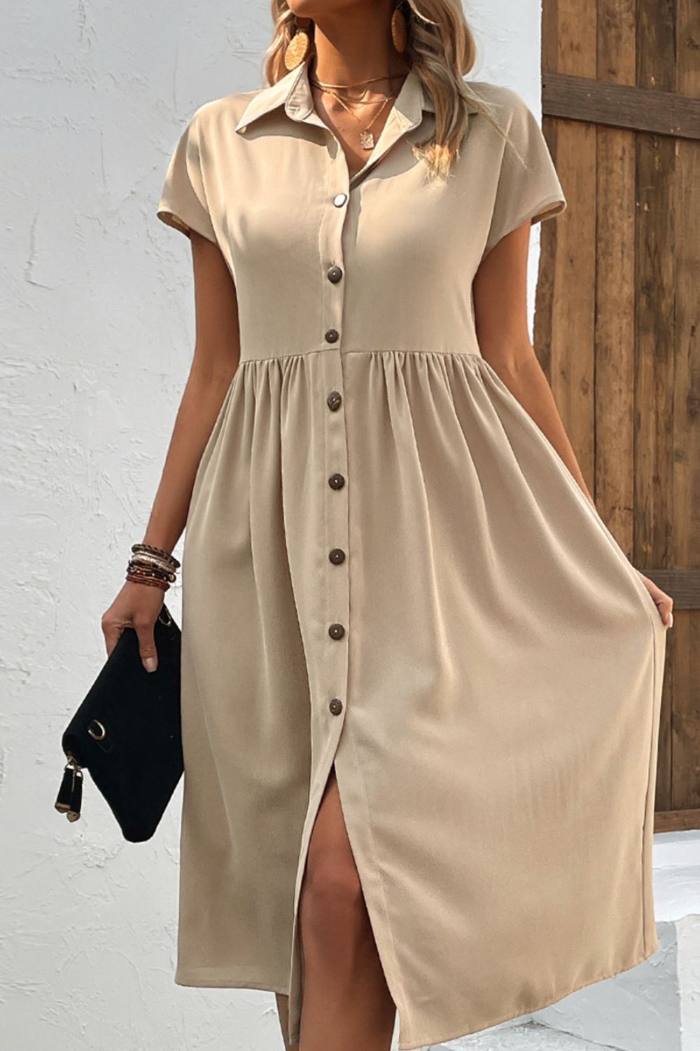 Robe boutonnée à manches courtes