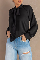 Chemise à col noué et bretelles dans le dos