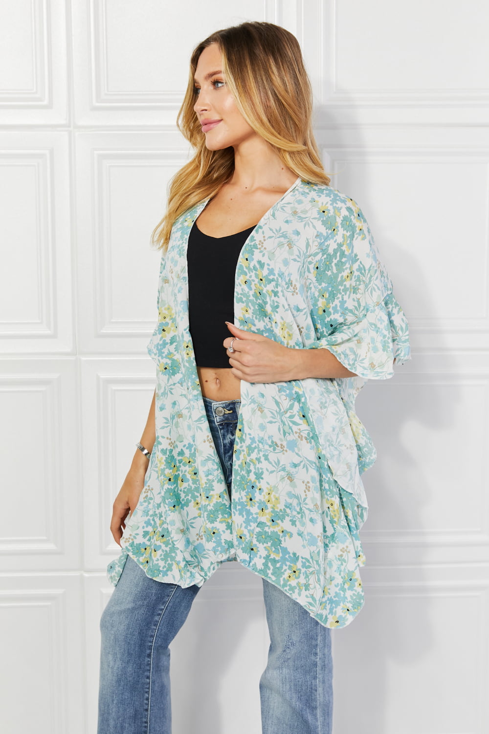 Justin Taylor – Fields of Poppy – Grüner Kimono mit Blumenmuster