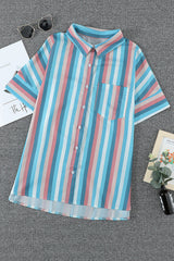 Gestreiftes Oberteil mit Kragen, Button-Down-Kragen und Taschen