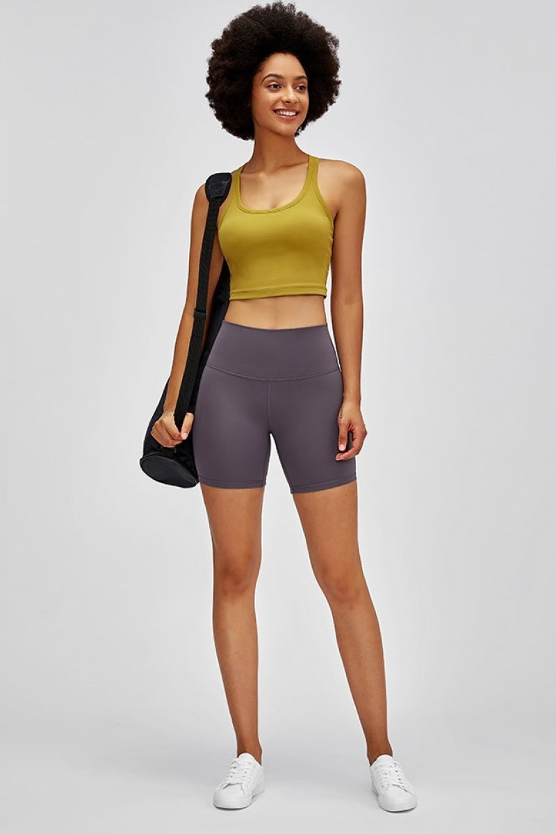 Trainingsshorts mit hoher Taille