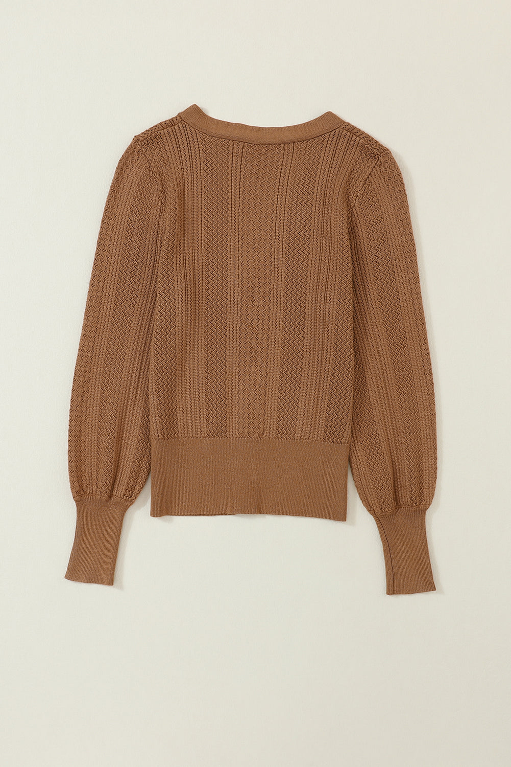 Cypress – Lässiger, strukturierter Cardigan mit V-Ausschnitt und Knopfleiste