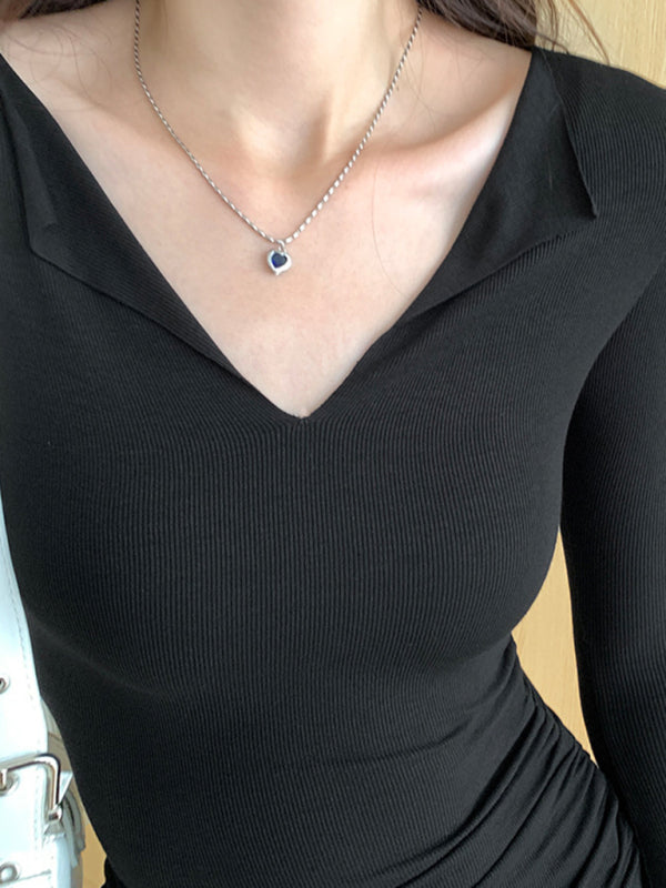 V-neck bell sleeve slim knitted top